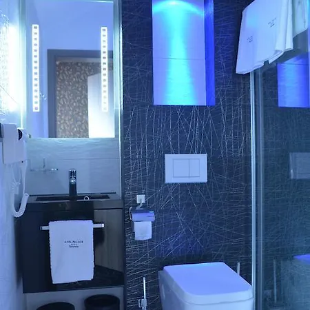 מלון דירות Alex Palace